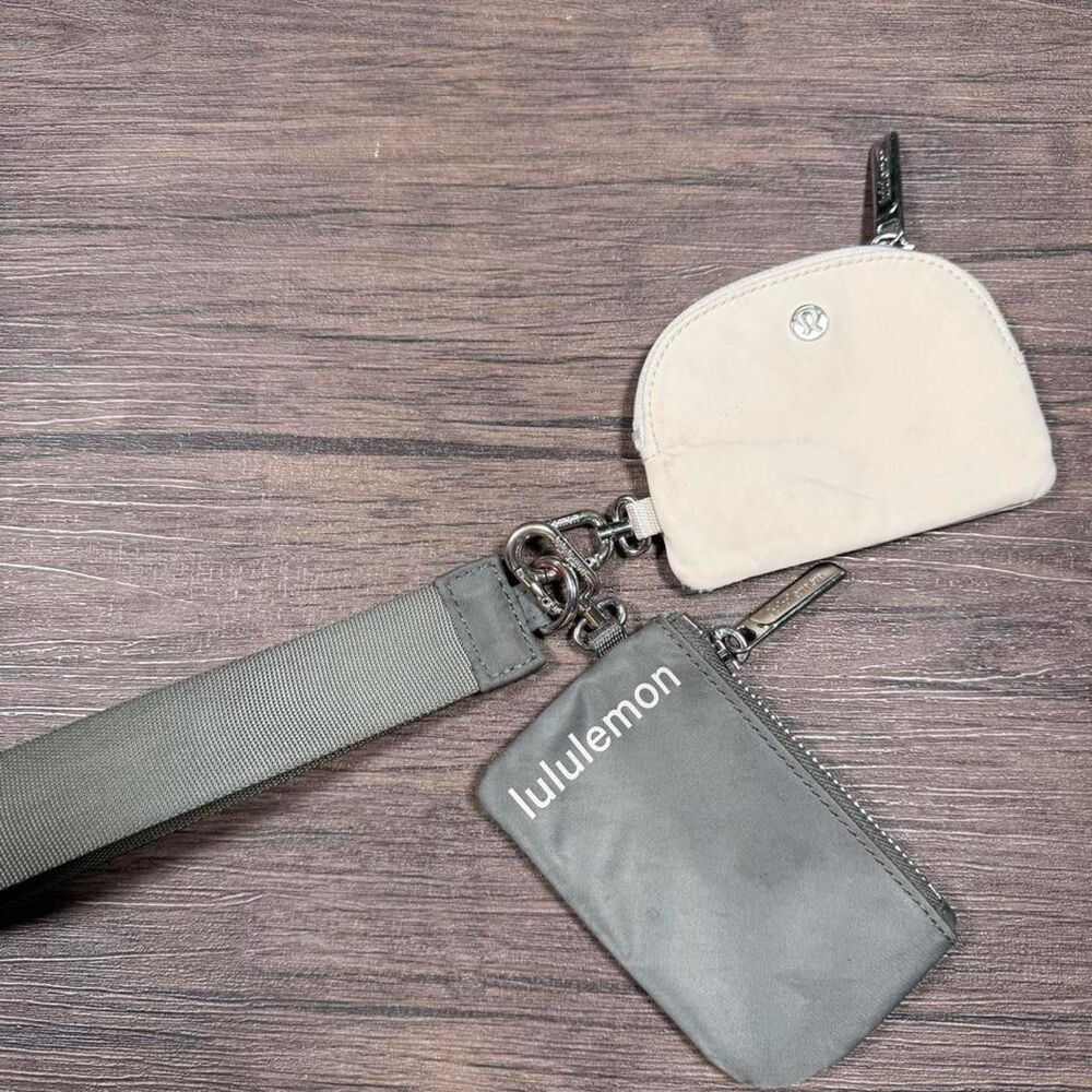 Lululemon Women's Grey and Black Bag